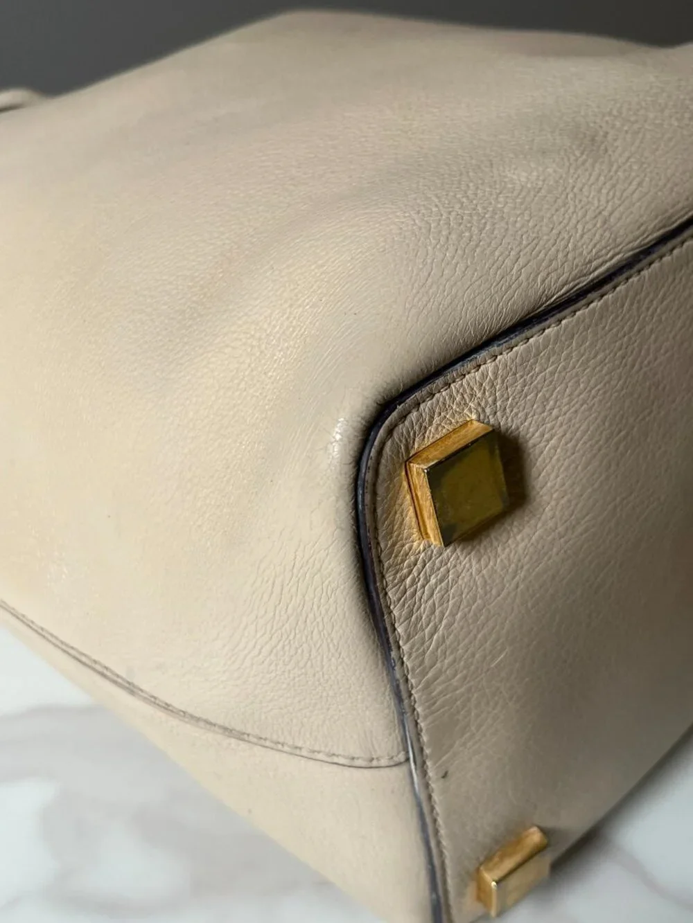 Michael Kors Mercer Cream Pebbled Leather Bucket Bag - Picture 9 of 16
